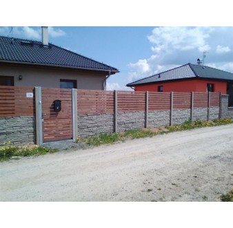 https://www.hezke-brany.cz/268-602-thickbox/drevena-vypln-11-standard.jpg