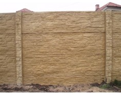 Betonový plot 17 Dekor jednostranný pískový